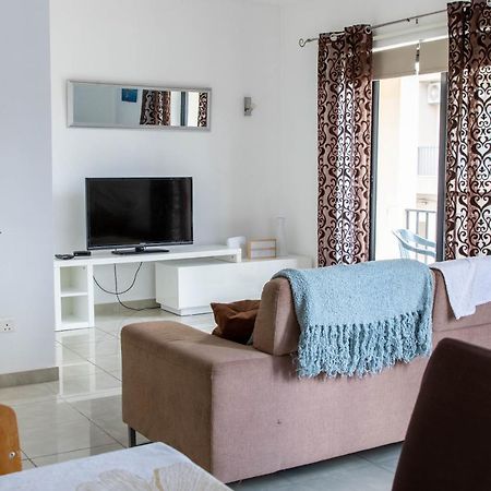 Spacious 3-Bedroom Apartment 30 Seconds From Sea 马尔萨斯卡拉 外观 照片