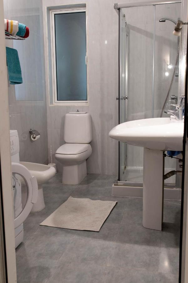 Spacious 3-Bedroom Apartment 30 Seconds From Sea 马尔萨斯卡拉 外观 照片
